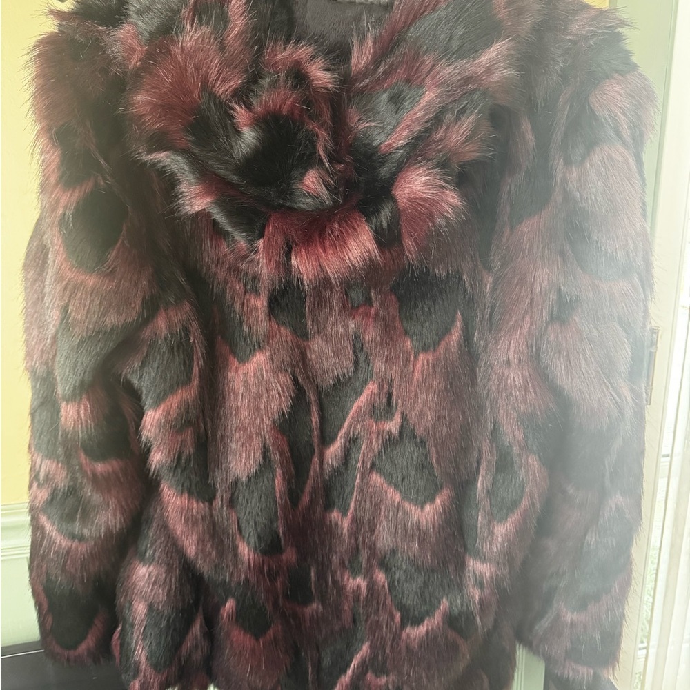 Adrienne Landau Black and Wine/Burgundy Teddy Jacket - Picture 2 of 7